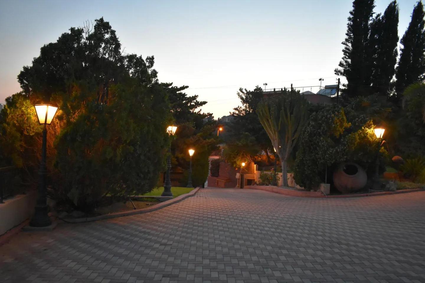 Olive Tree Apartments Лімасол Екстер'єр фото